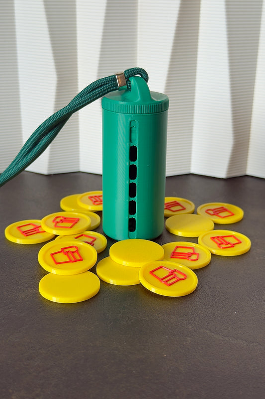 „Mean Green” Münzhalter mit luxuriösem Schlüsselband