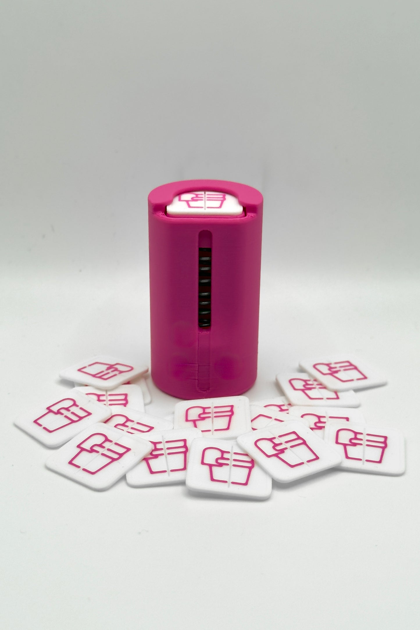 „Pinky Promise” Münzhalter mit Sprungfeder für Viereckige Münzen 